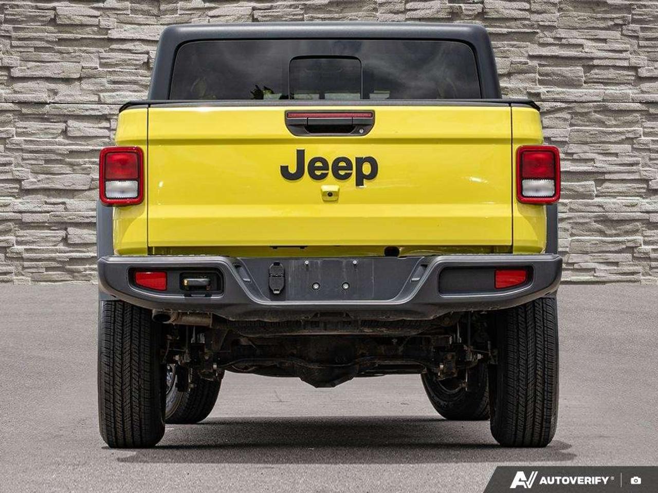 2023 Jeep Gladiator 1 Owner 0 Accidents   Clean Local Trade Photo