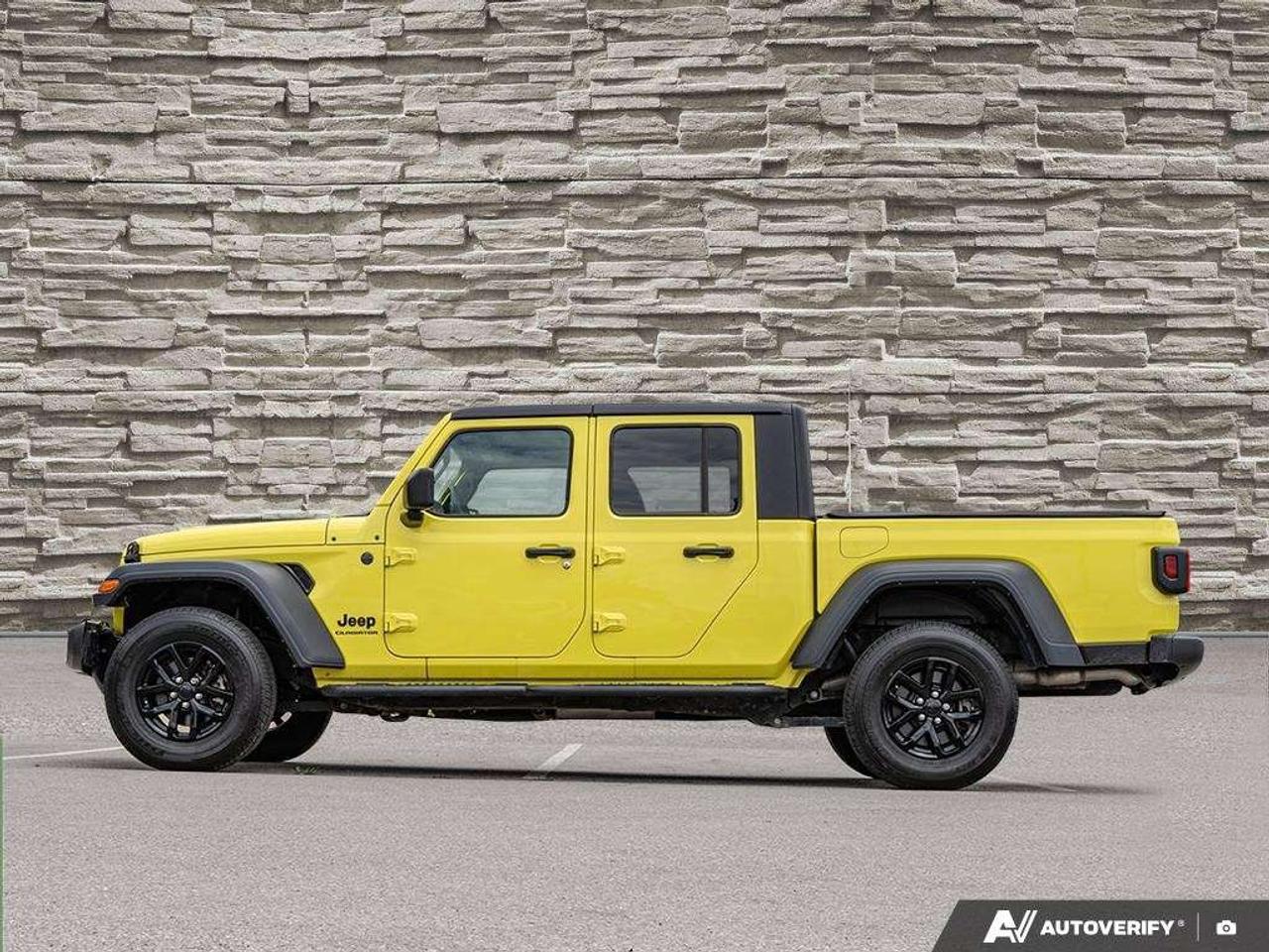 2023 Jeep Gladiator 1 Owner 0 Accidents   Clean Local Trade Photo