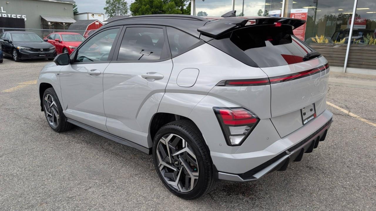 2024 Hyundai KONA 1.6T N Line Ultimate w/Two-Tone Roof 4dr All-Wheel Drive Photo