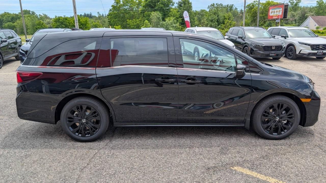 2026 Honda Odyssey Black Edition Passenger Van Photo