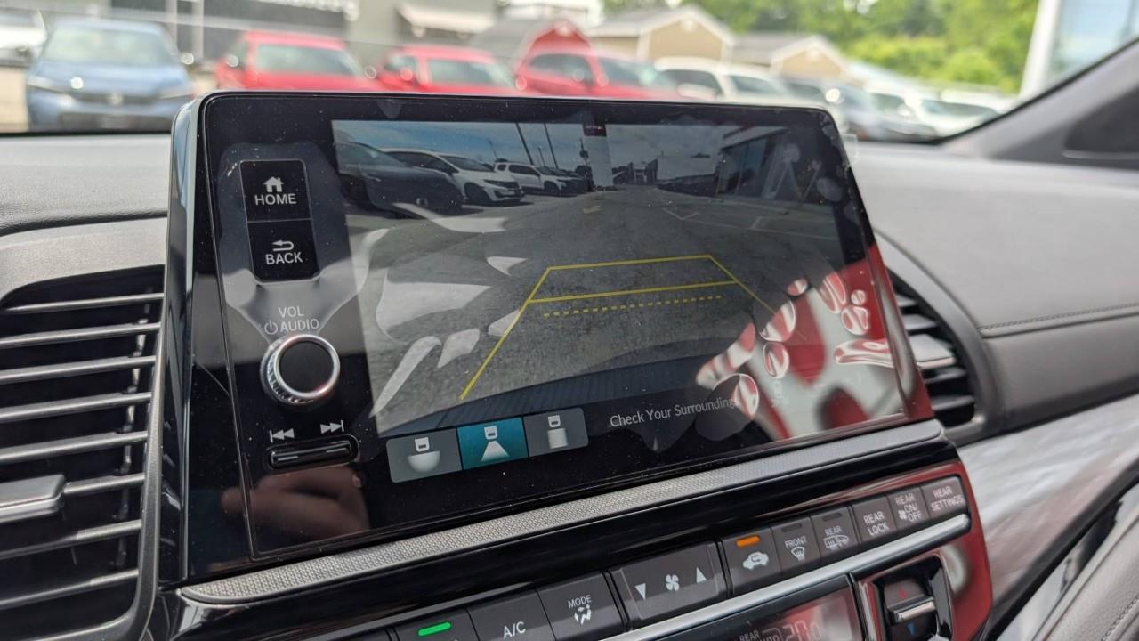 2026 Honda Odyssey Black Edition Passenger Van Photo