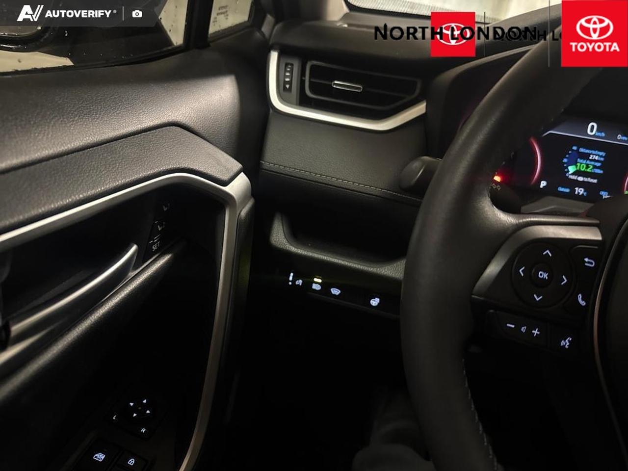 2025 Toyota RAV4 XLE 4dr All-wheel Drive Photo