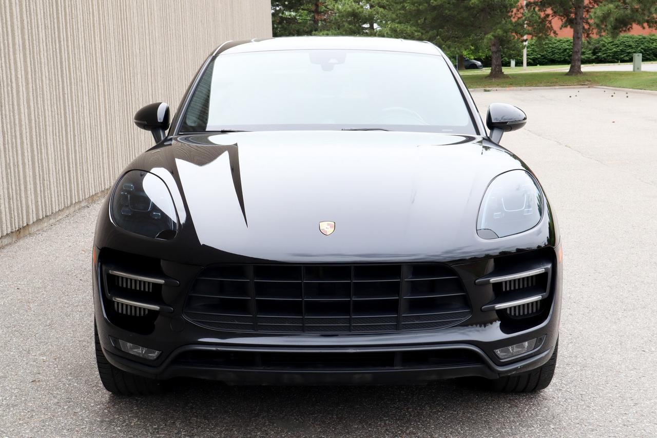 2017 Porsche Macan  Photo
