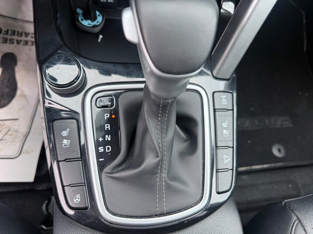 2023 Kia Seltos SX Photo
