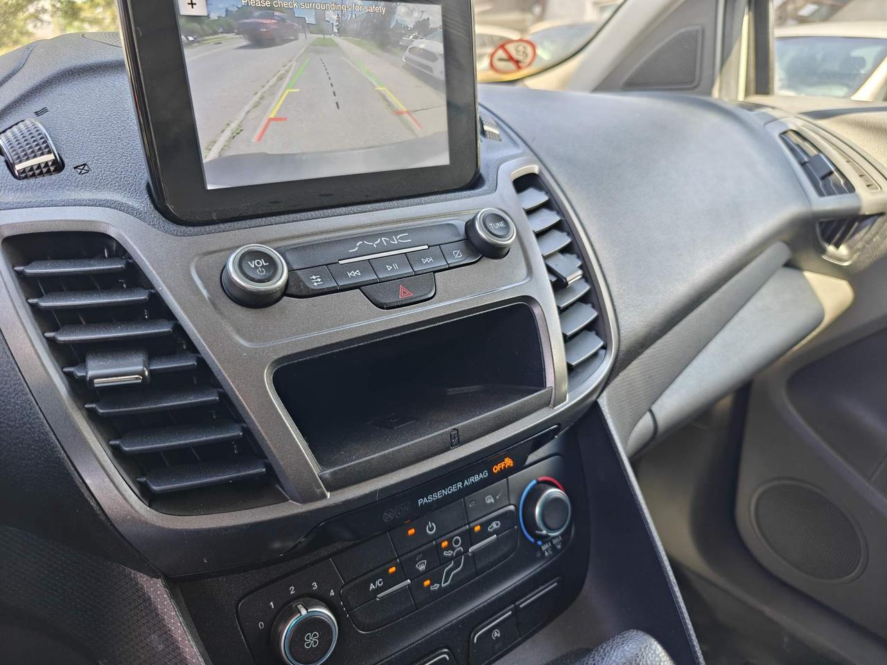 2019 Ford Transit Connect XLT w/Dual Sliding Doors Cargo Van Photo