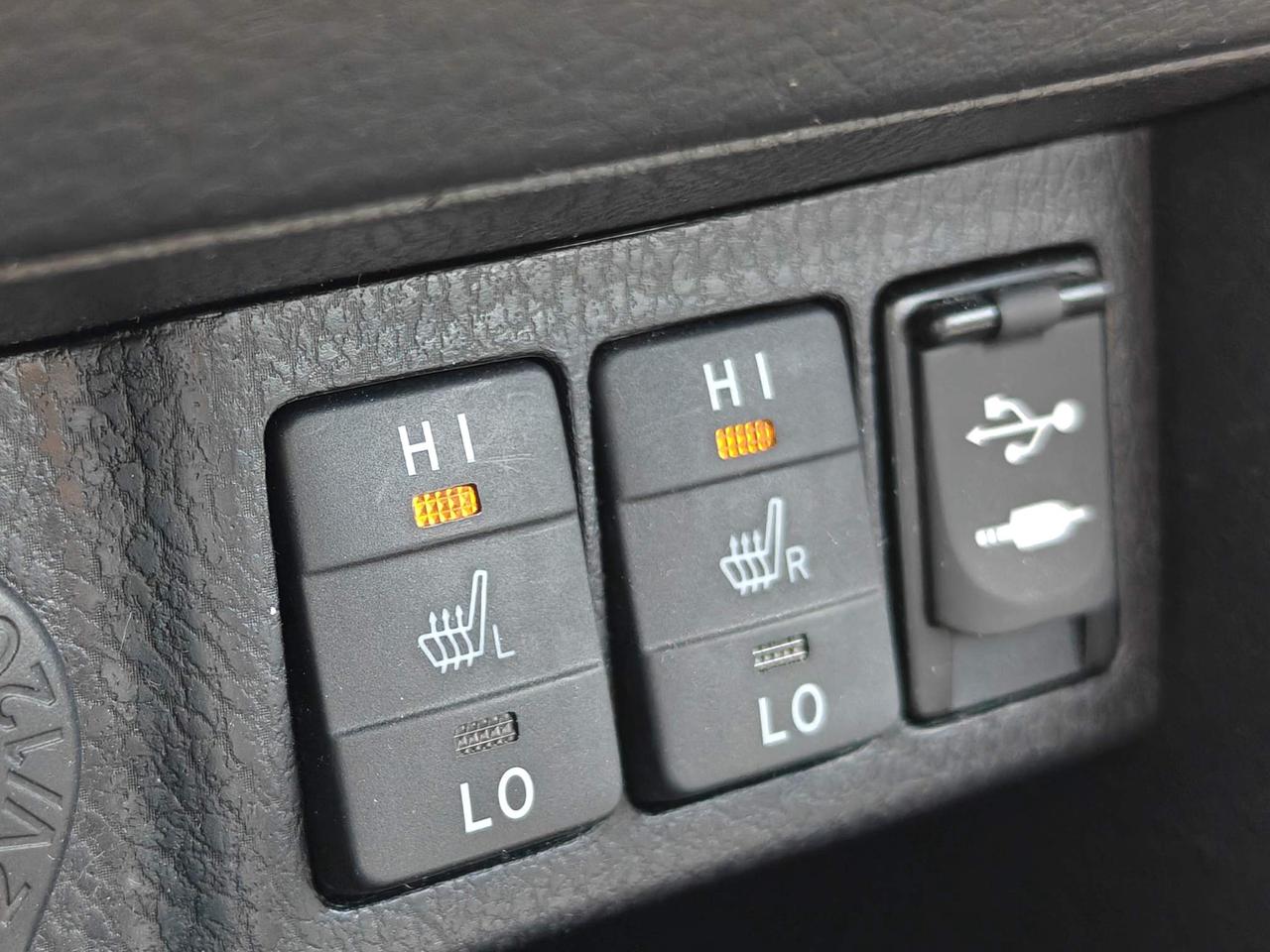 2015 Toyota Corolla S (CVT) 4dr Sedan Photo