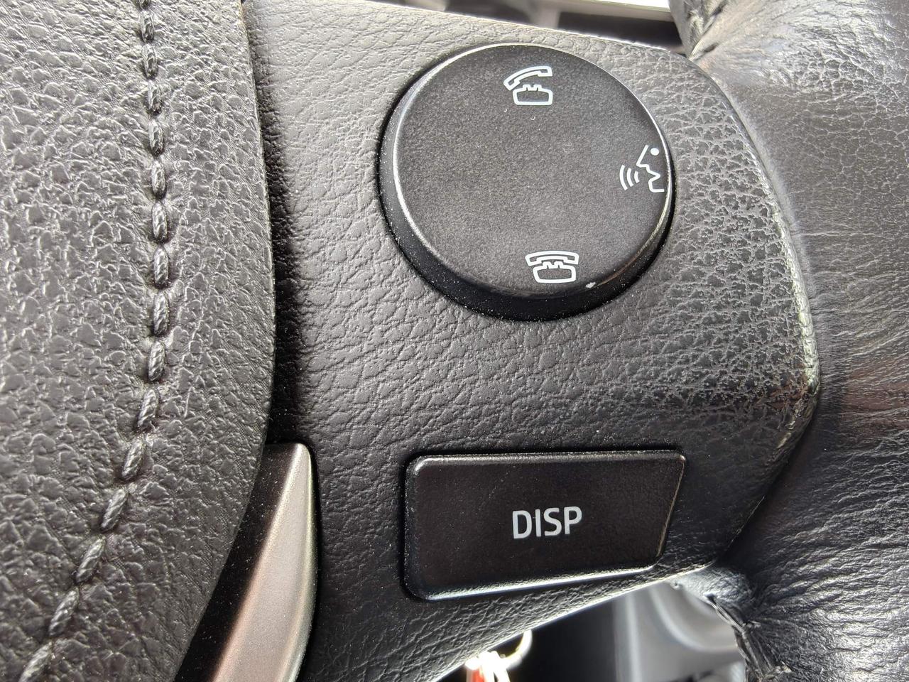 2015 Toyota Corolla S (CVT) 4dr Sedan Photo