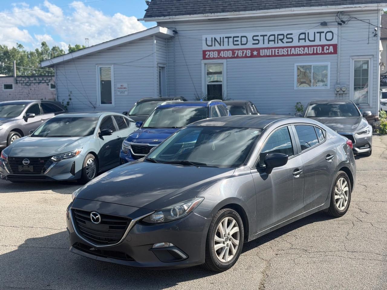 2015 Mazda MAZDA3 I Sport Photo0