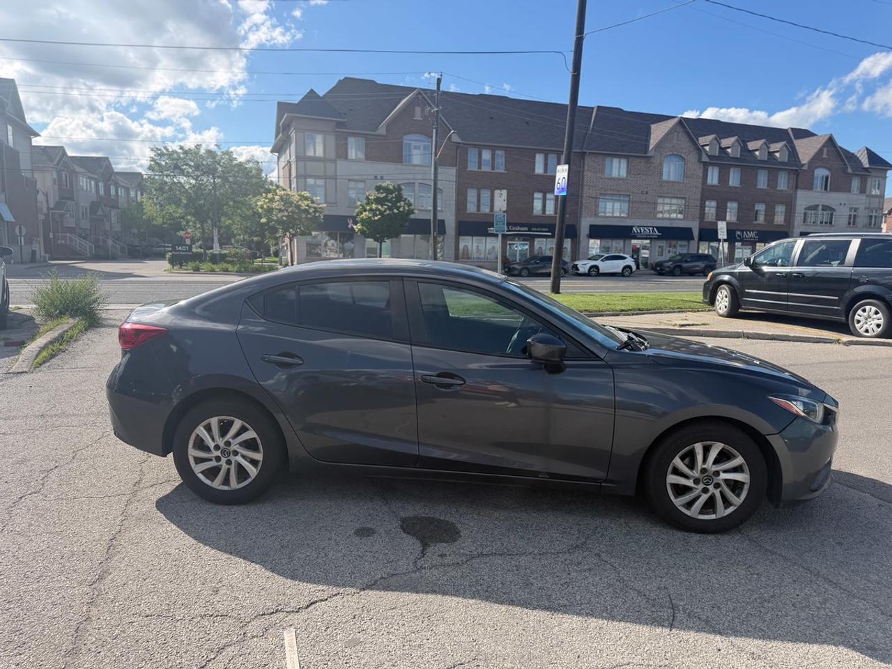 2015 Mazda MAZDA3 I Sport Photo