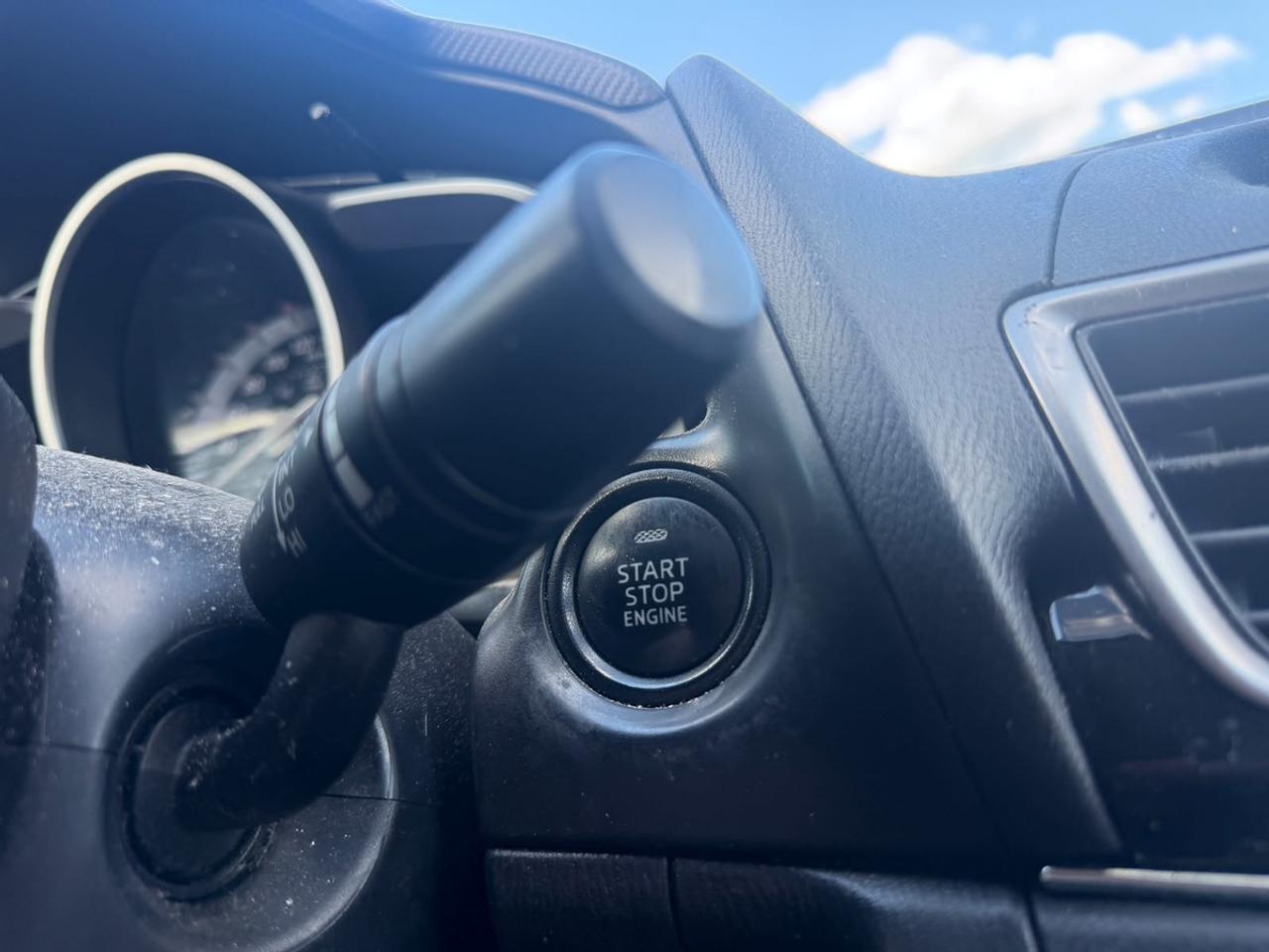 2015 Mazda MAZDA3 I Sport Photo