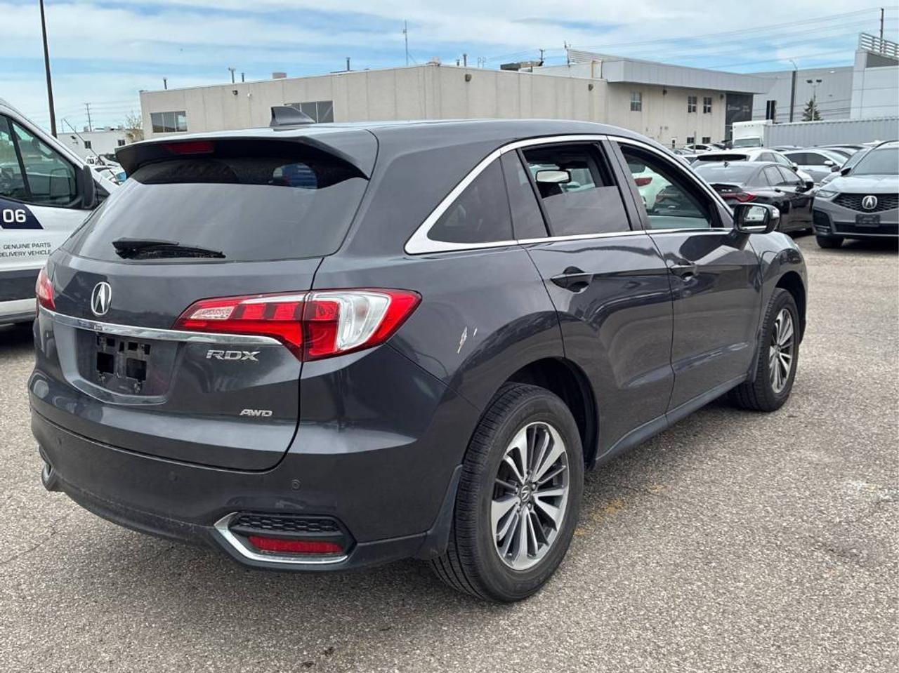 2016 Acura RDX Elite Package - LTHR! NAV! BACK-UP CAM! BSM! COOLE Photo