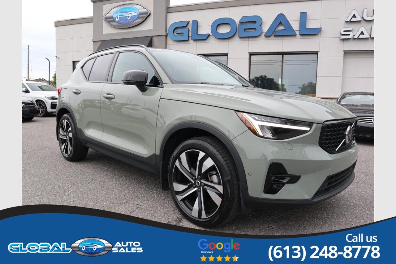 2024 Volvo XC40 DARK THEME B5 AWD Photo0