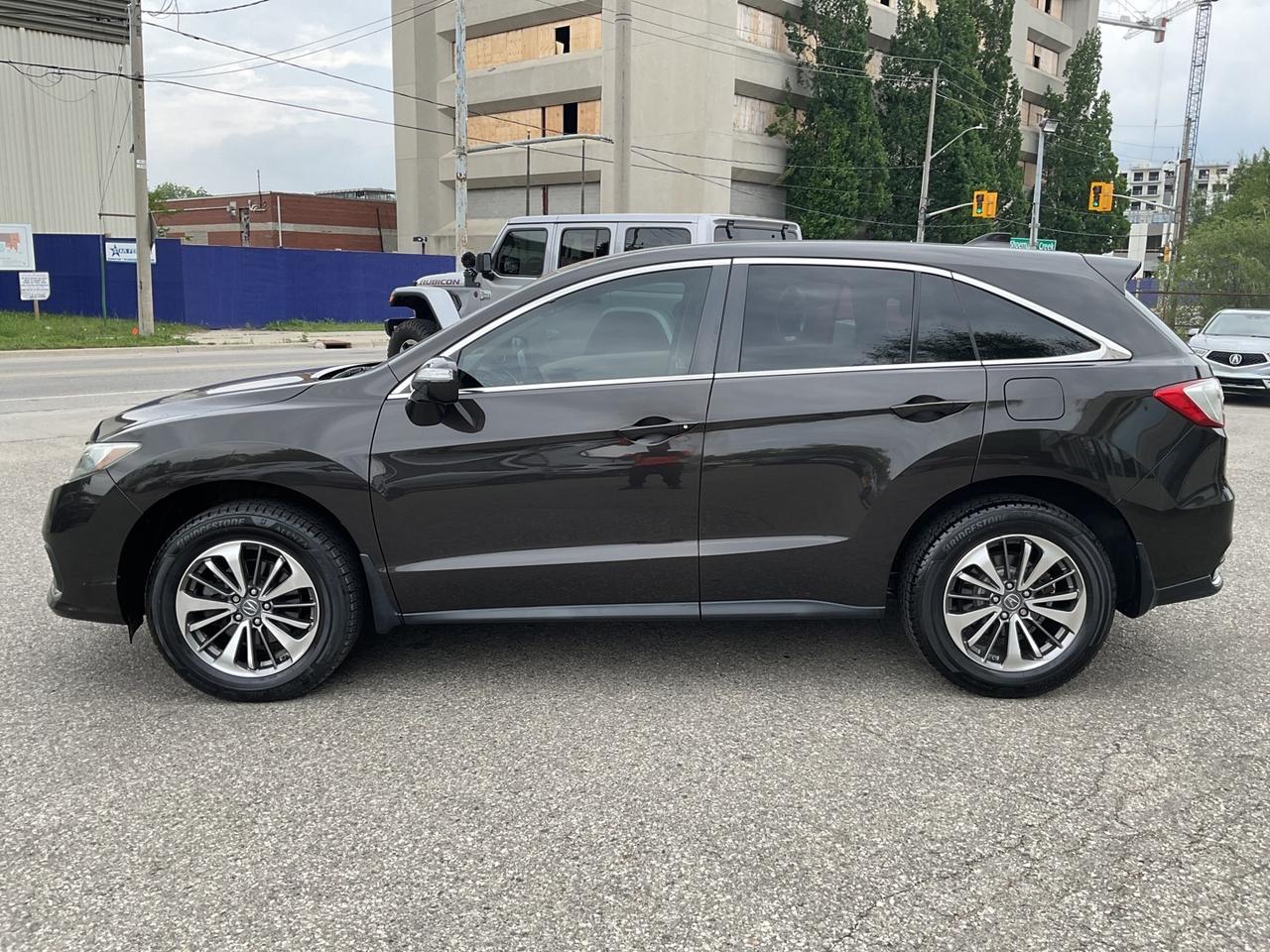 2018 Acura RDX Elite Pkg - LEATHER! NAV! BACK-UP CAM! BSM! COOLED Photo