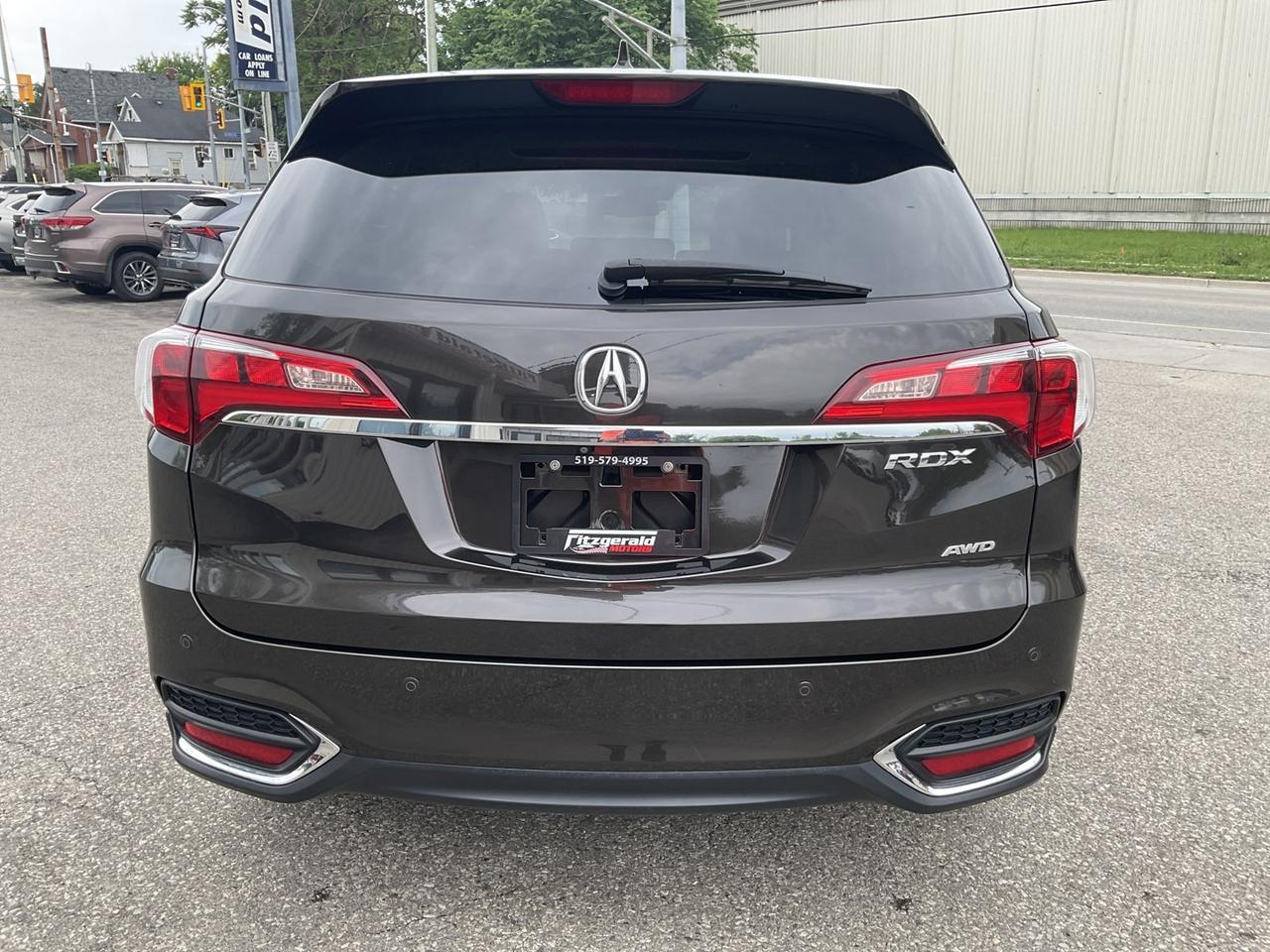 2018 Acura RDX Elite Pkg - LEATHER! NAV! BACK-UP CAM! BSM! COOLED Photo