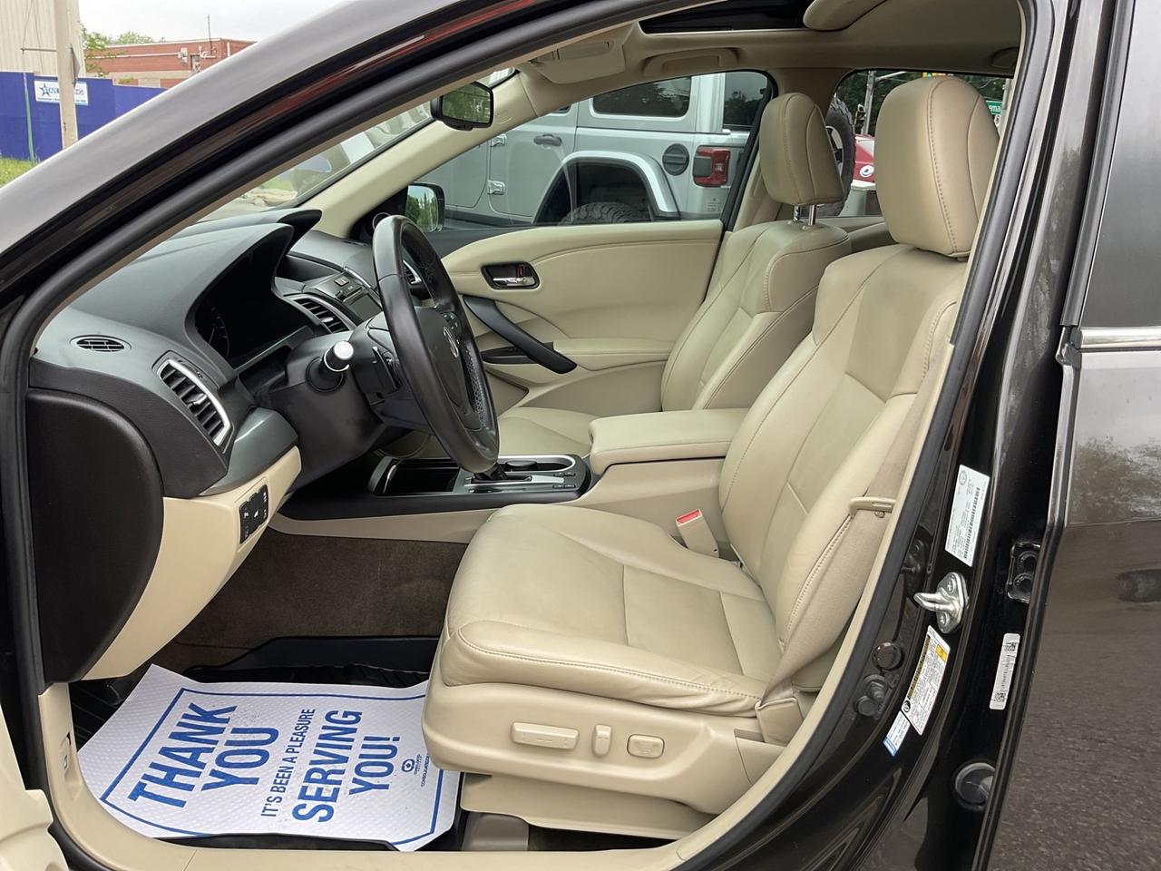 2018 Acura RDX Elite Pkg - LEATHER! NAV! BACK-UP CAM! BSM! COOLED Photo
