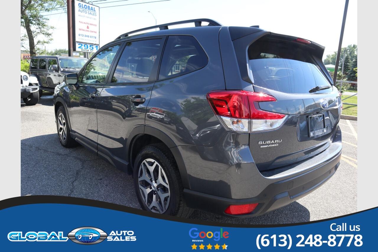 2024 Subaru Forester TOURING Photo