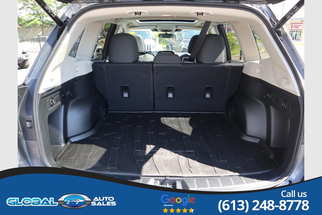2024 Subaru Forester TOURING Photo