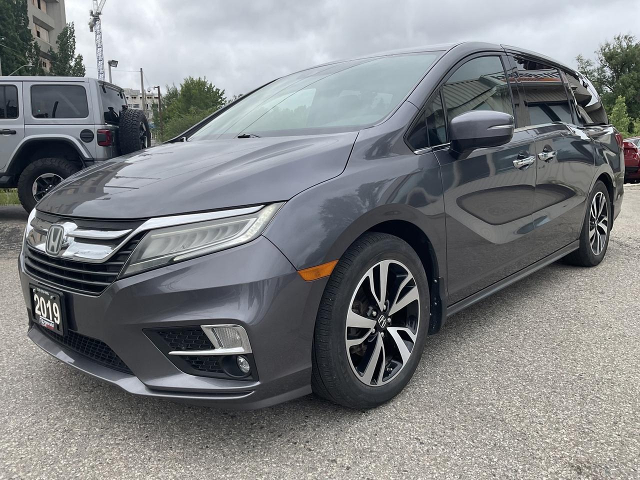 2019 Honda Odyssey Touring - LTHR! NAV! BACK-UP CAM! BSM! 8 PASS! Photo