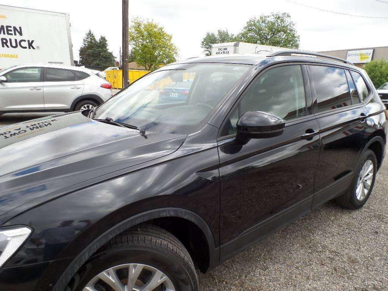 2018 Volkswagen Tiguan Trendline Photo