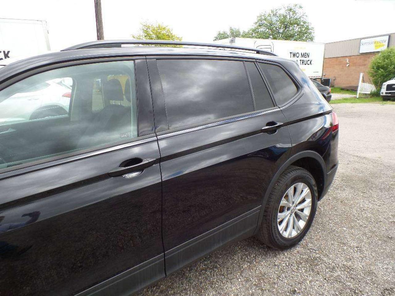 2018 Volkswagen Tiguan Trendline Photo4