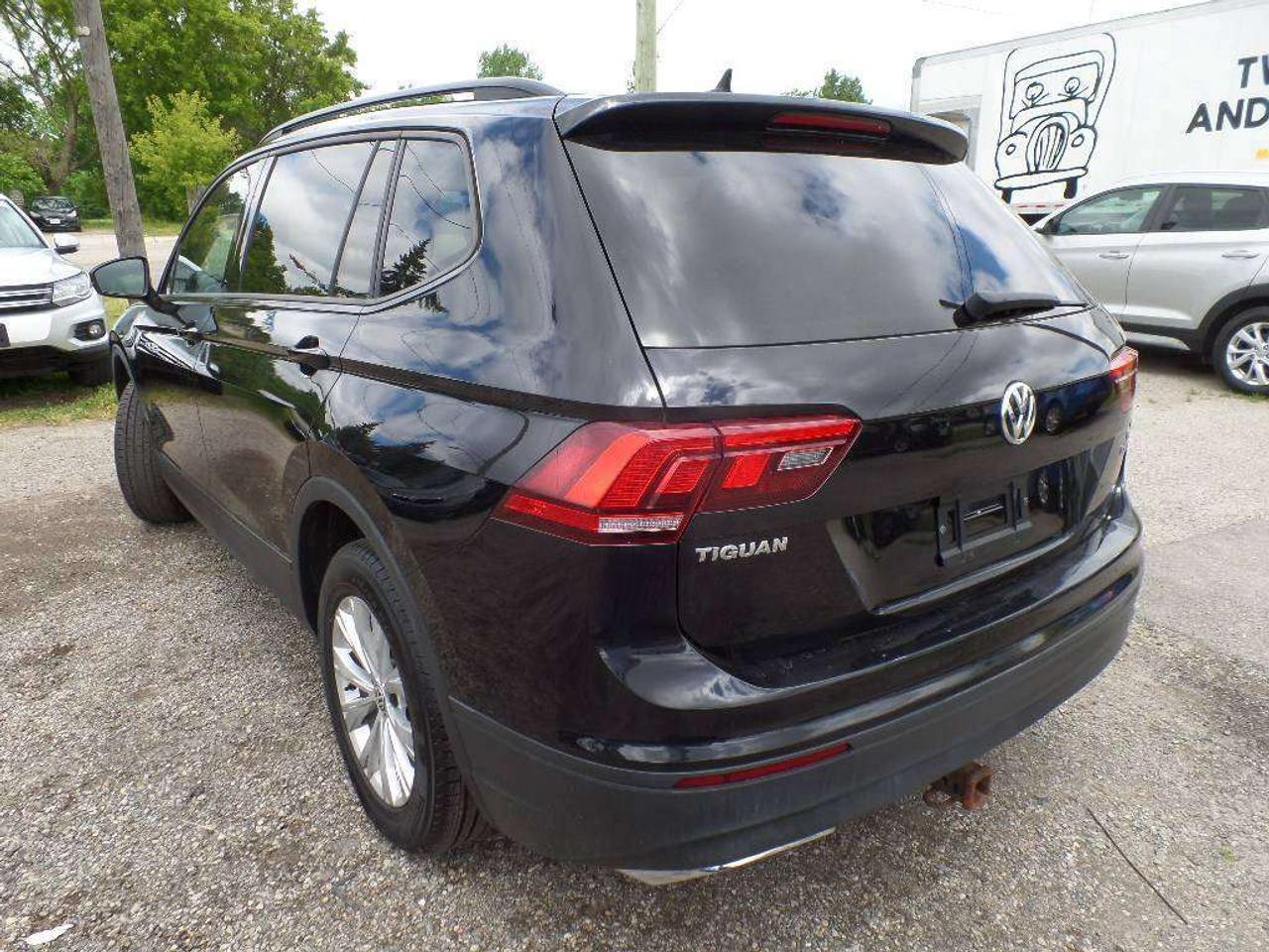 2018 Volkswagen Tiguan Trendline Photo