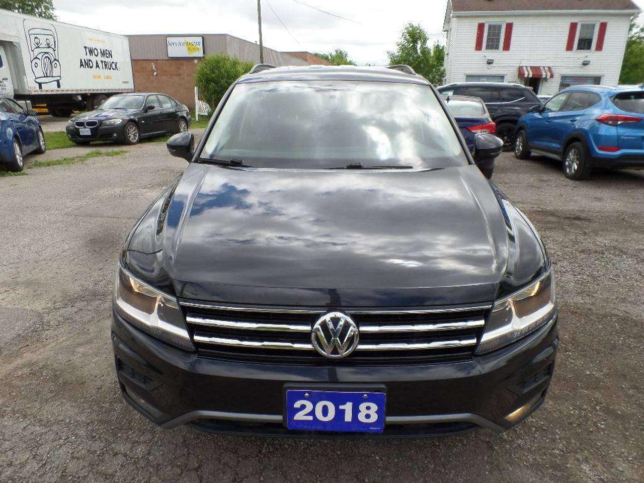 2018 Volkswagen Tiguan Trendline Photo