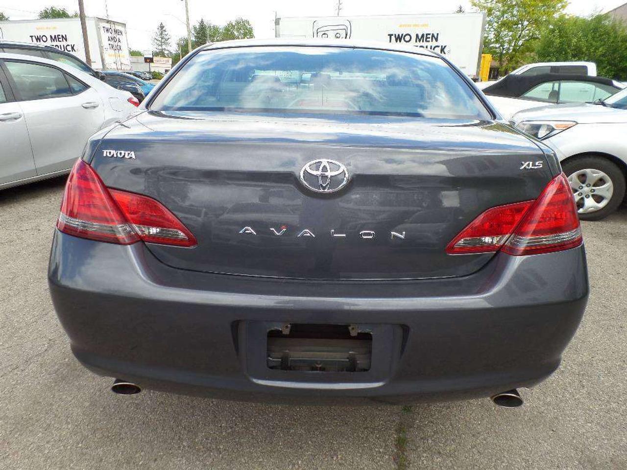 2008 Toyota Avalon XLS Photo