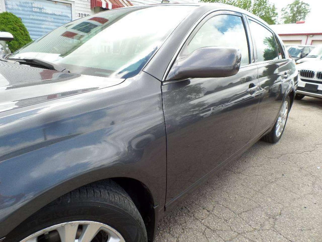 2008 Toyota Avalon XLS Photo