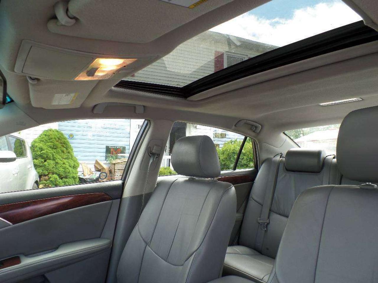 2008 Toyota Avalon XLS Photo