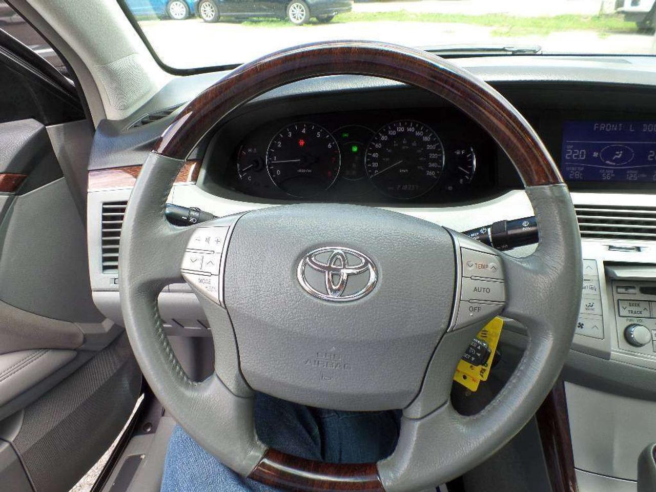 2008 Toyota Avalon XLS Photo