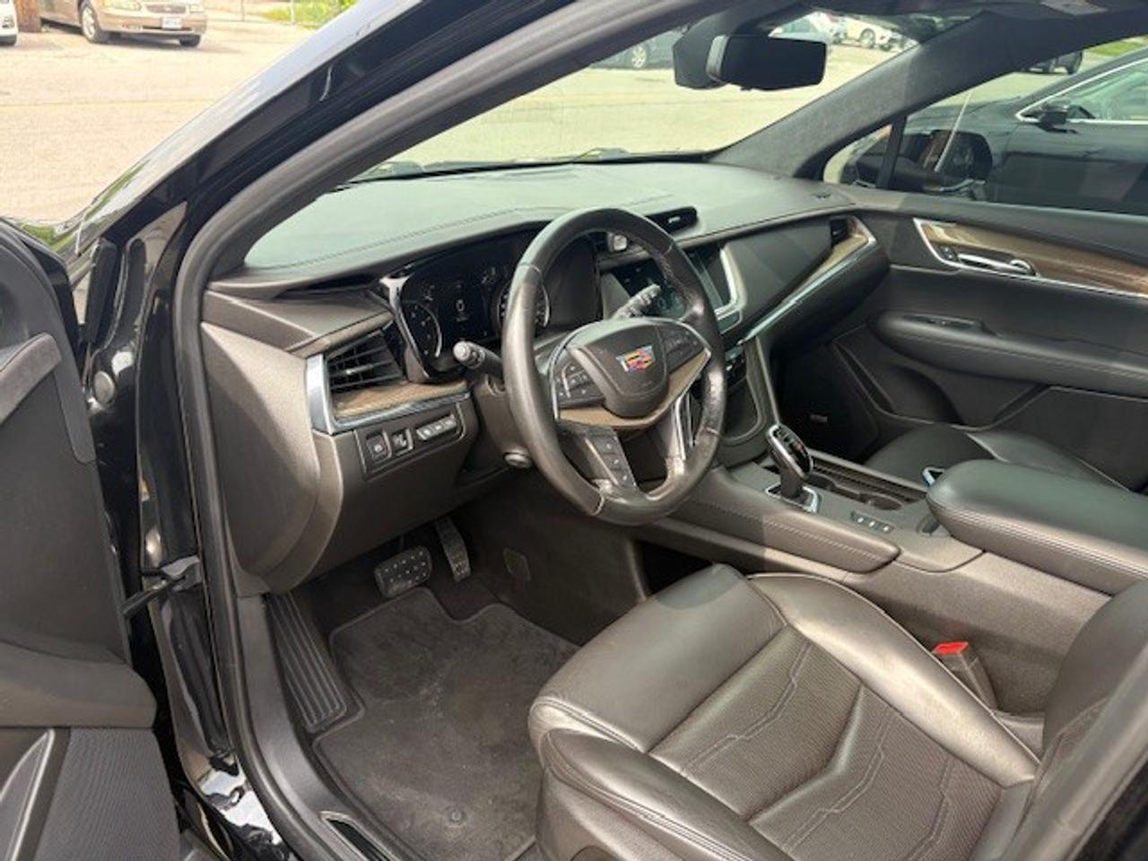 2019 Cadillac XT5 Platinum 4dr All-Wheel Drive Photo
