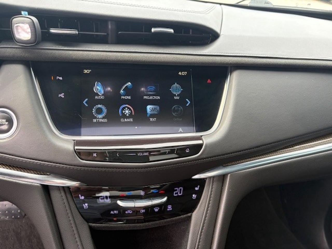 2019 Cadillac XT5 Platinum 4dr All-Wheel Drive Photo