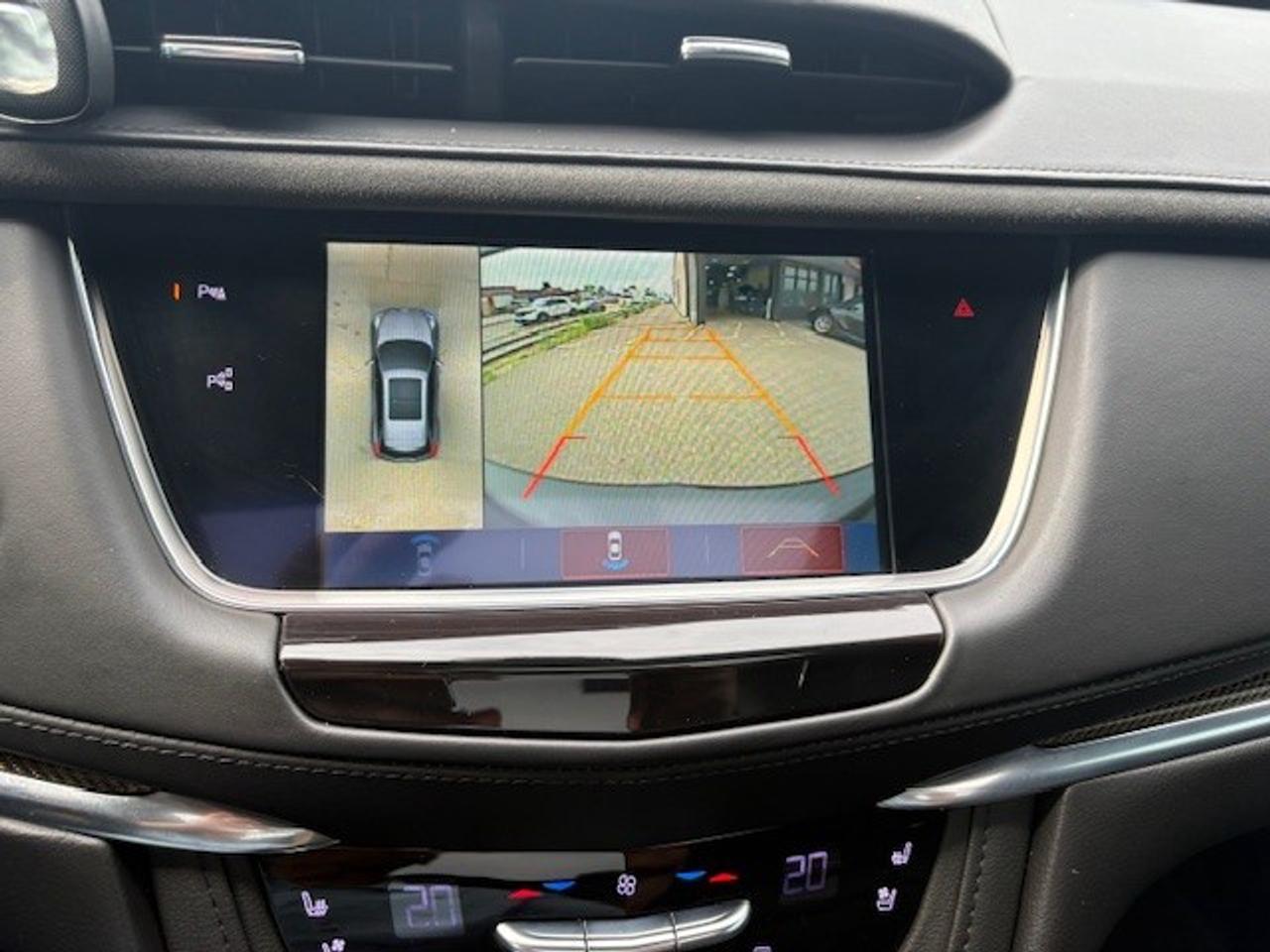 2019 Cadillac XT5 Platinum 4dr All-Wheel Drive Photo