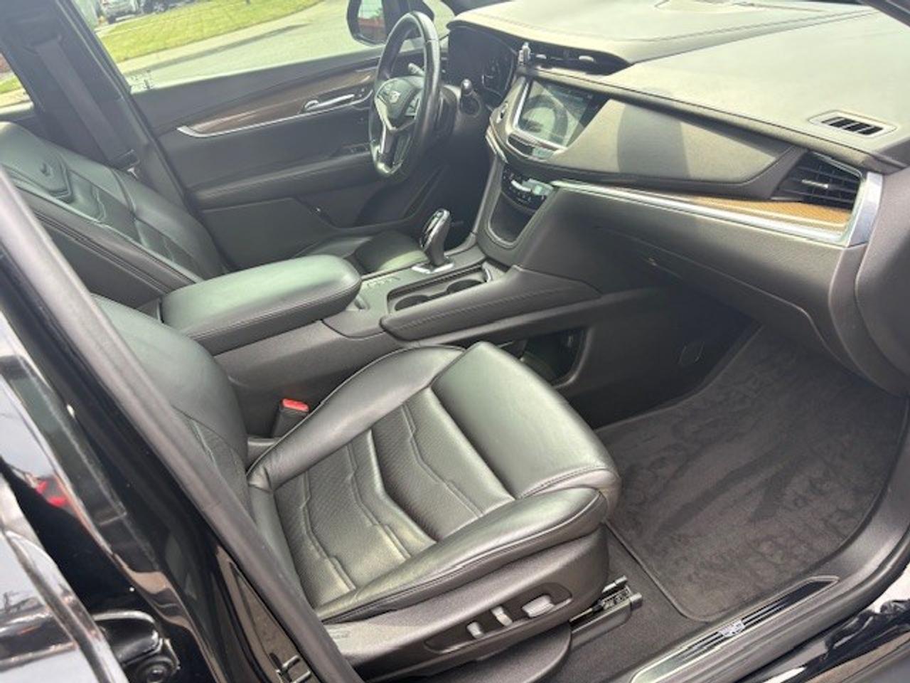 2019 Cadillac XT5 Platinum 4dr All-Wheel Drive Photo