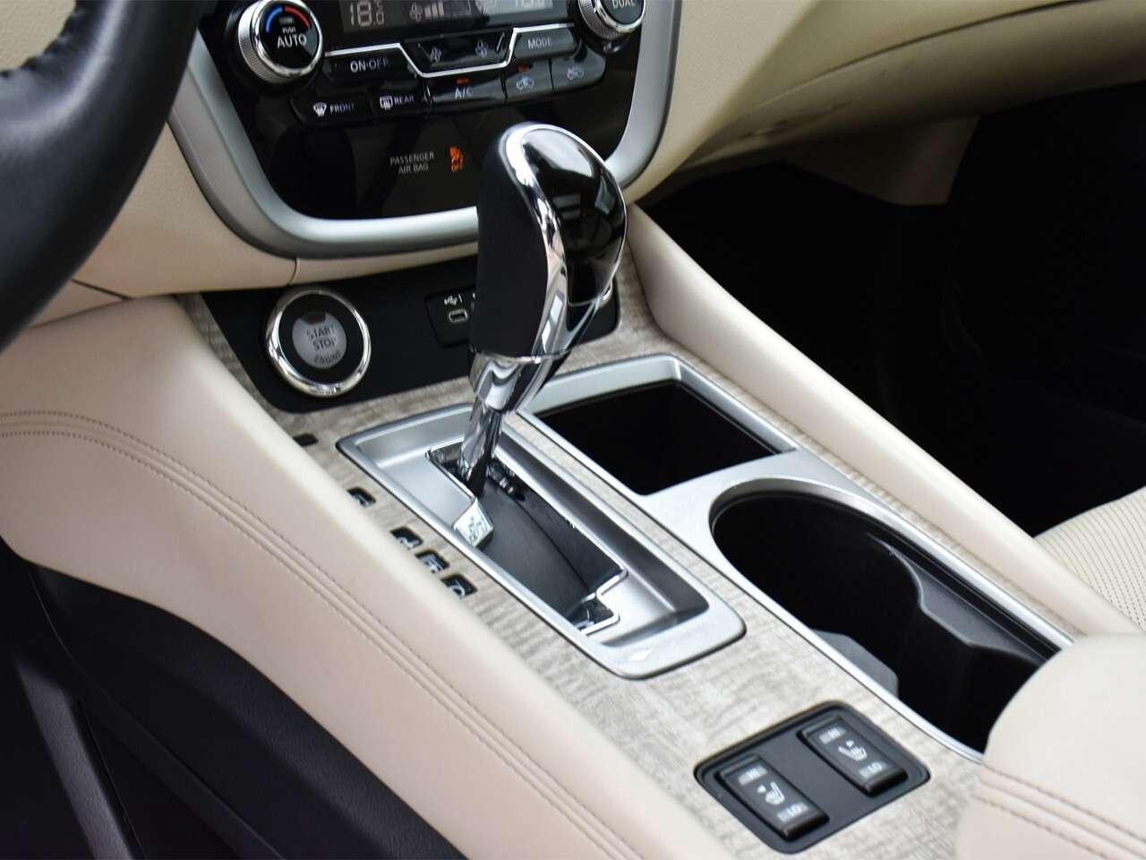 2021 Nissan Murano WHITE ON TAN LEATHER, BOSE AUDIO, APPLE CARPLAY Photo