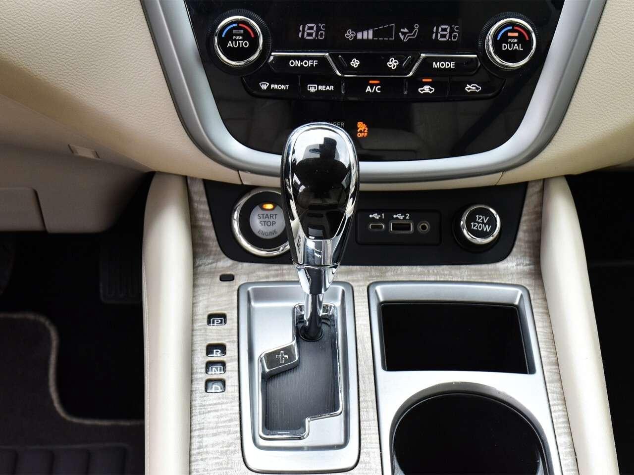2021 Nissan Murano WHITE ON TAN LEATHER, BOSE AUDIO, APPLE CARPLAY Photo