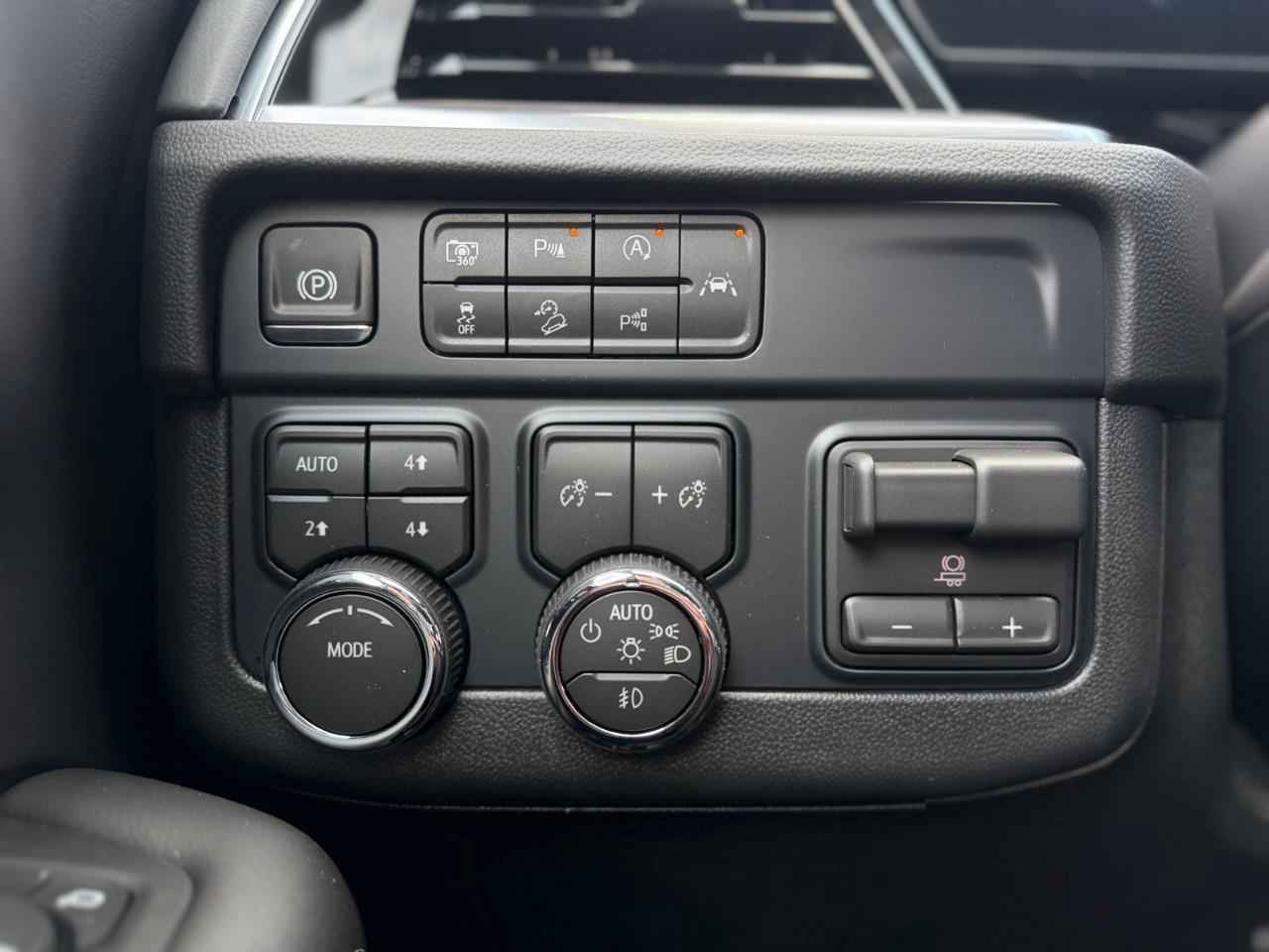2026 Chevrolet Tahoe Z71 4dr 4x4 Photo
