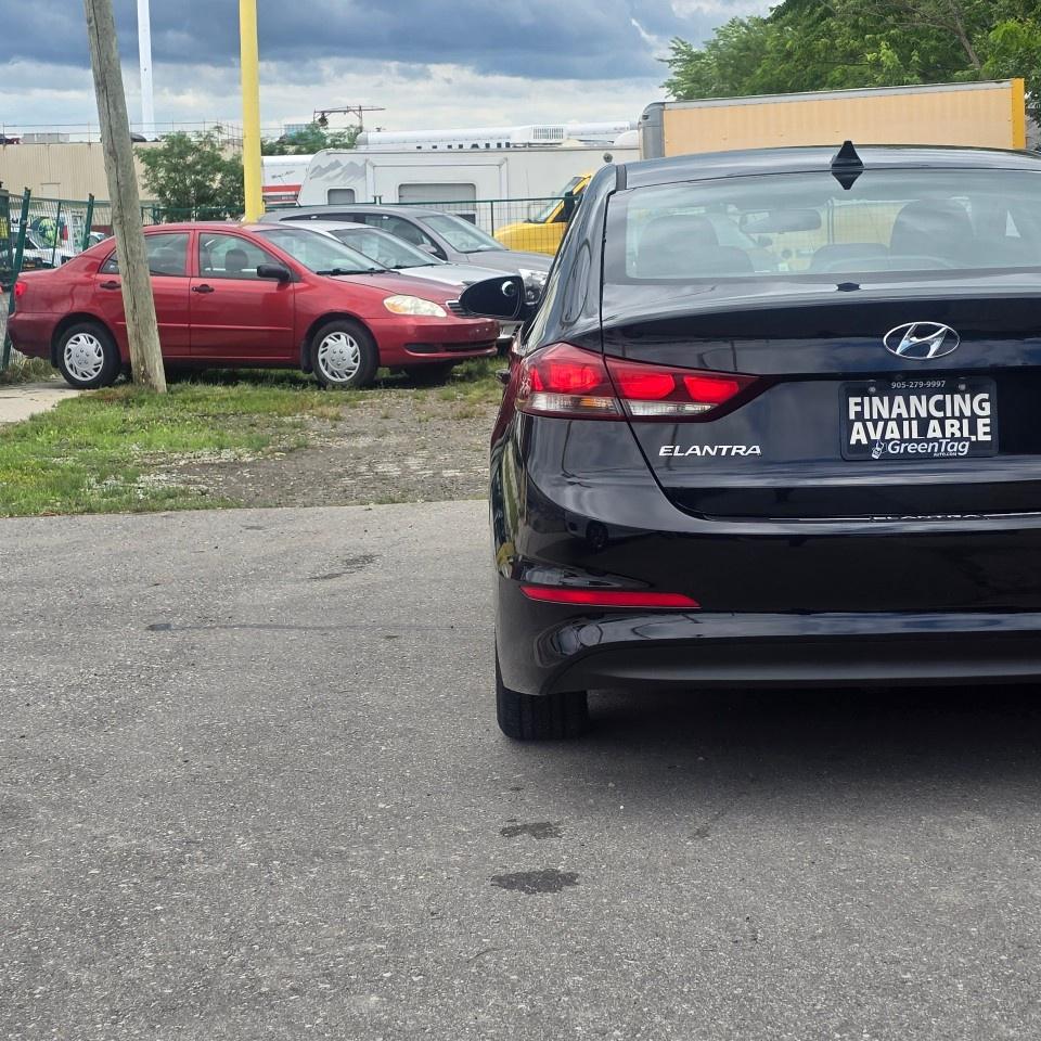2017 Hyundai Elantra 4DR SDN AUTO GL Photo