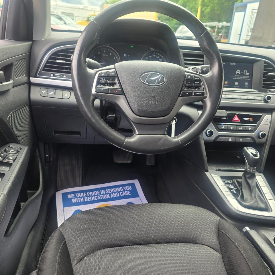 2017 Hyundai Elantra 4DR SDN AUTO GL Photo