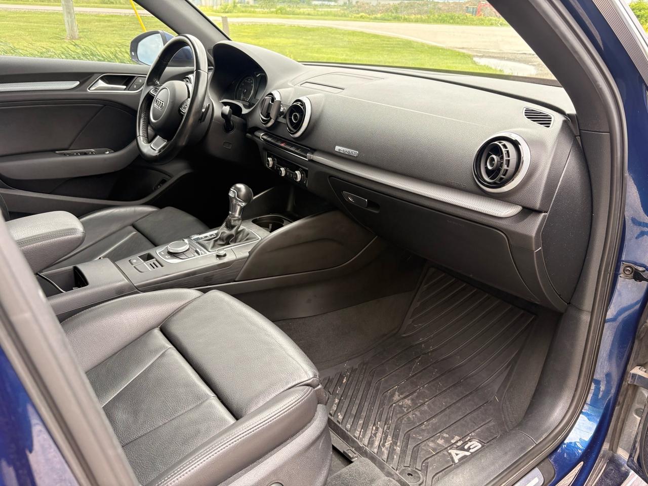 2016 Audi A3 e-tron 4DR Hybrid Plug-in Photo