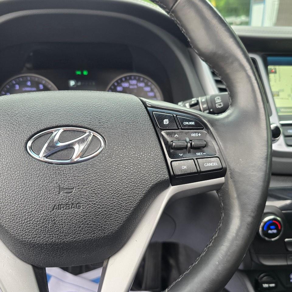 2017 Hyundai Tucson AWD 4DR 1.6L LIMITED Photo