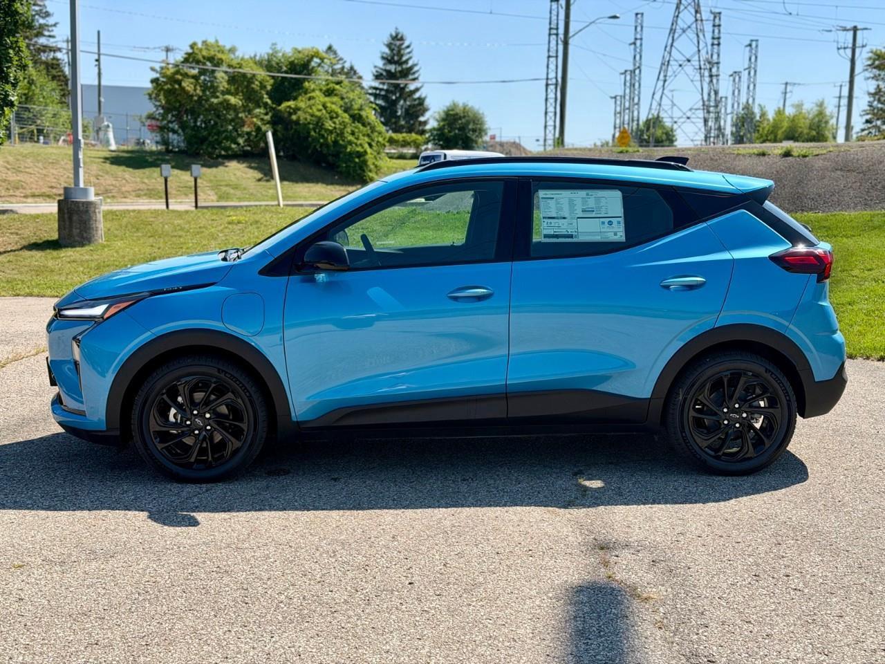 2027 Chevrolet Bolt RS 4dr Photo5