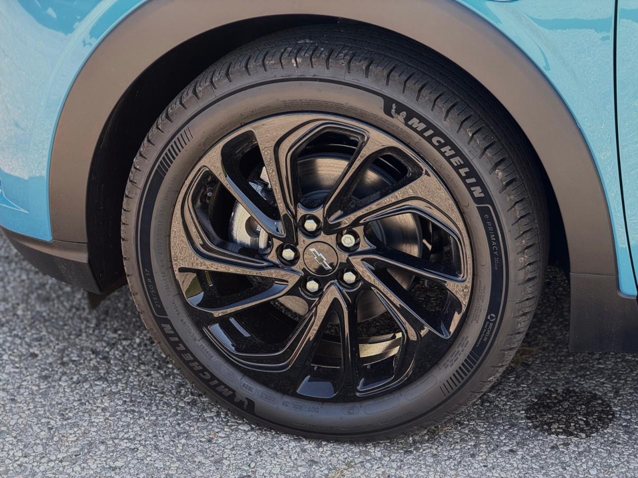 2027 Chevrolet Bolt RS 4dr Photo