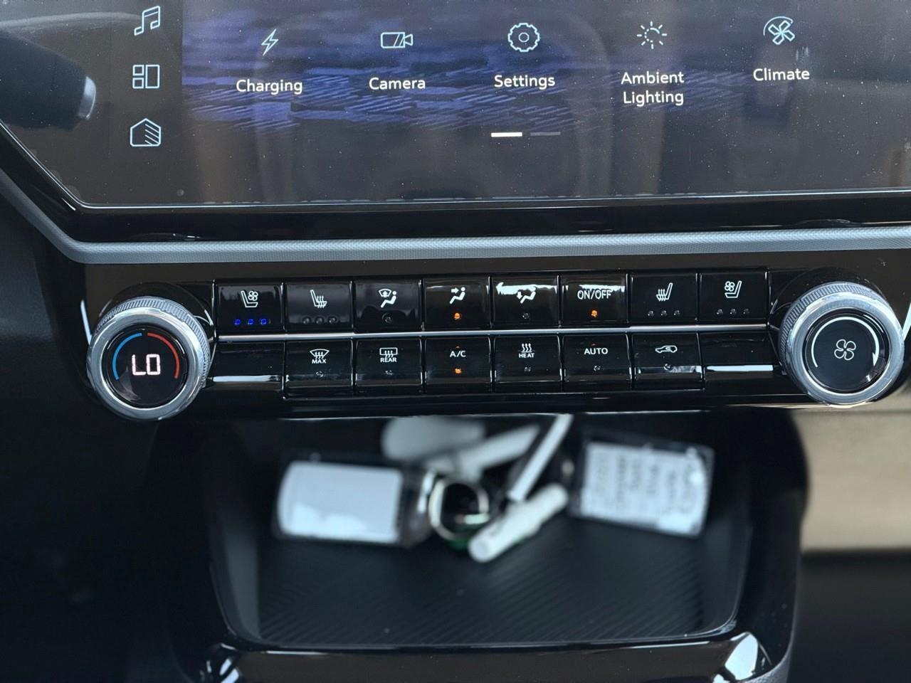 2027 Chevrolet Bolt RS 4dr Photo
