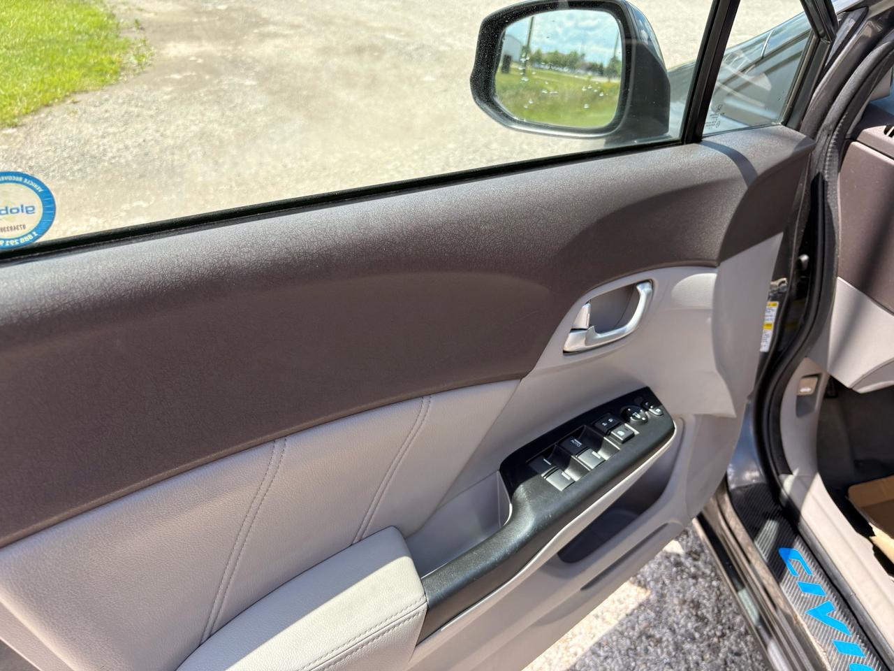 2012 Honda Civic 4dr Auto EX-L Photo