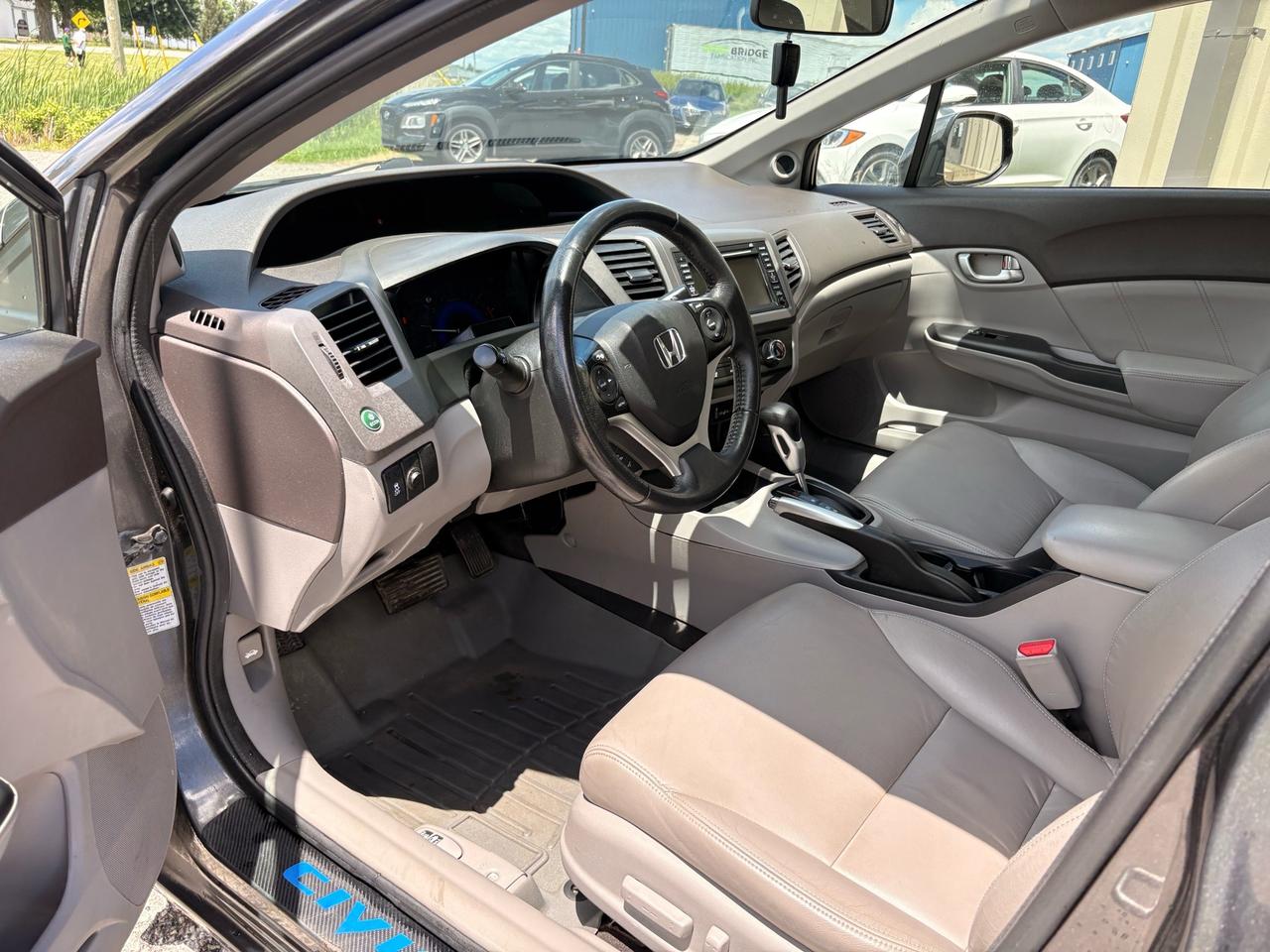 2012 Honda Civic 4dr Auto EX-L Photo