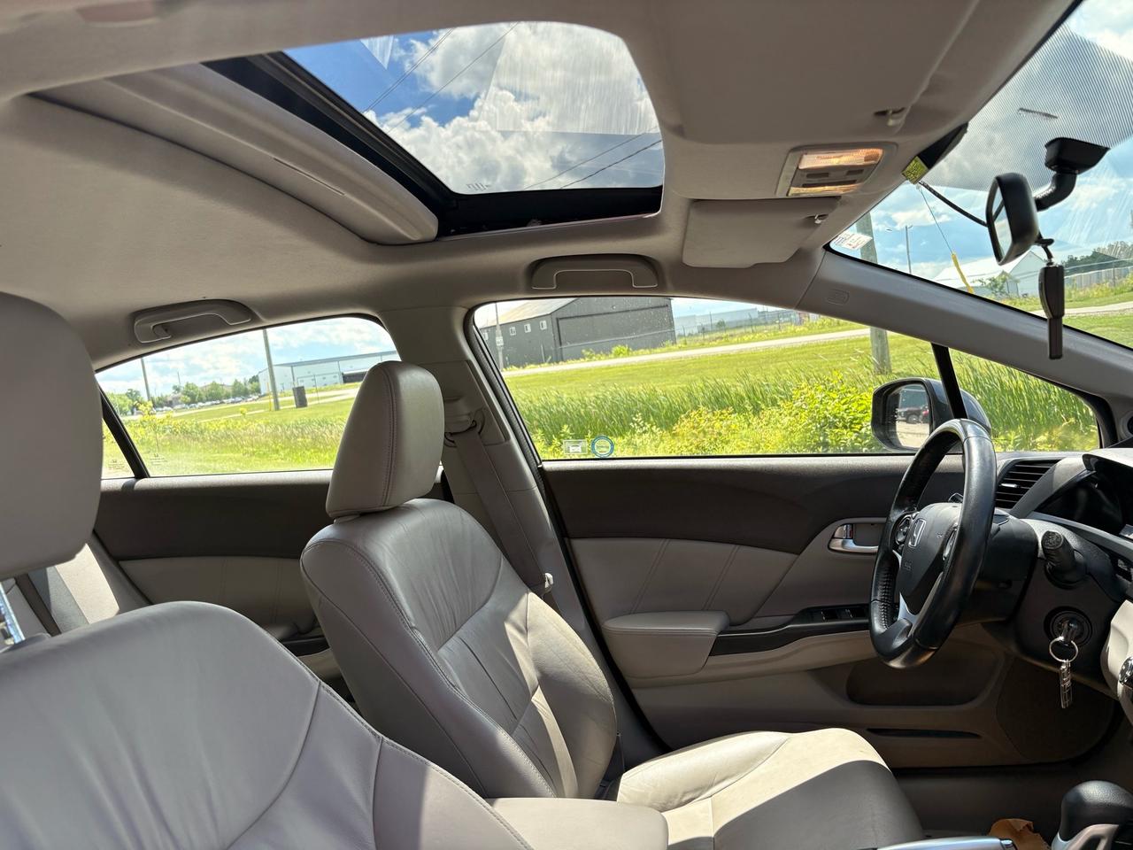 2012 Honda Civic 4dr Auto EX-L Photo