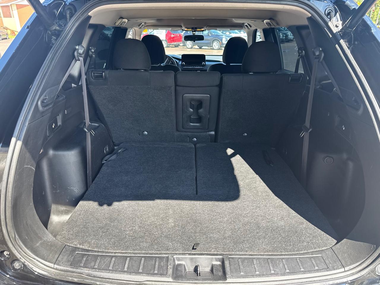 2023 Mitsubishi Outlander LE 4dr S-AWC Photo