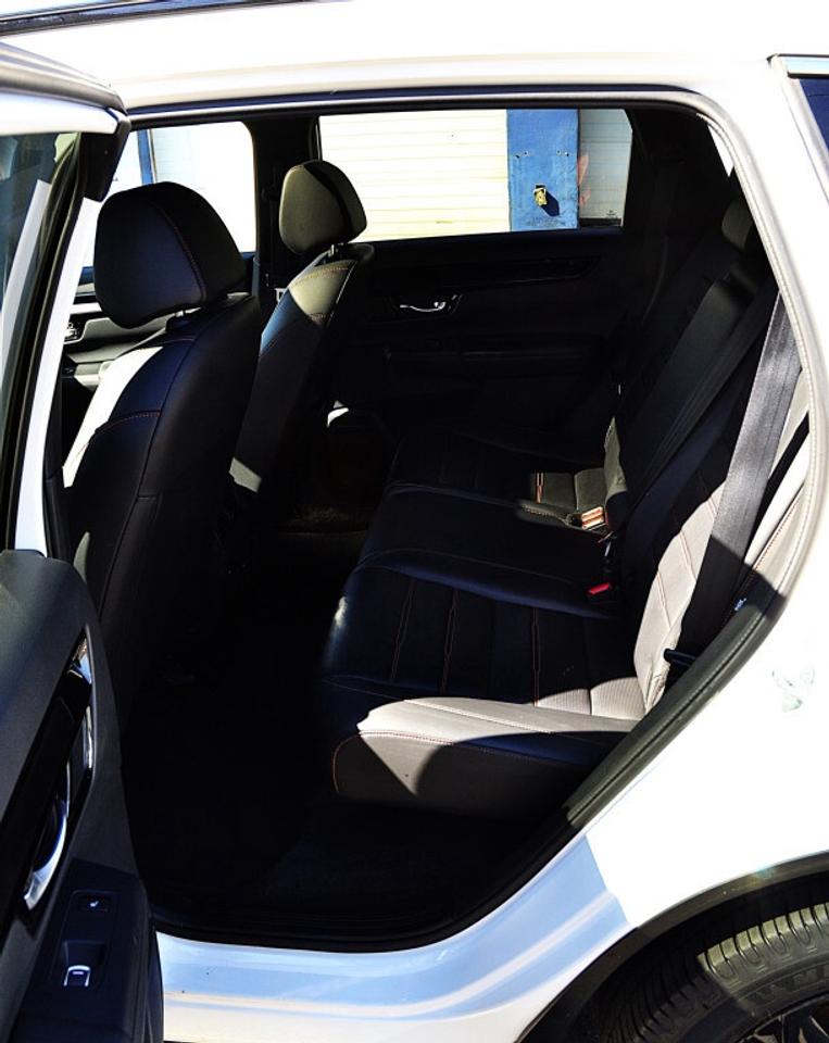 2024 Honda CR-V Hybrid Touring All-wheel Drive Photo