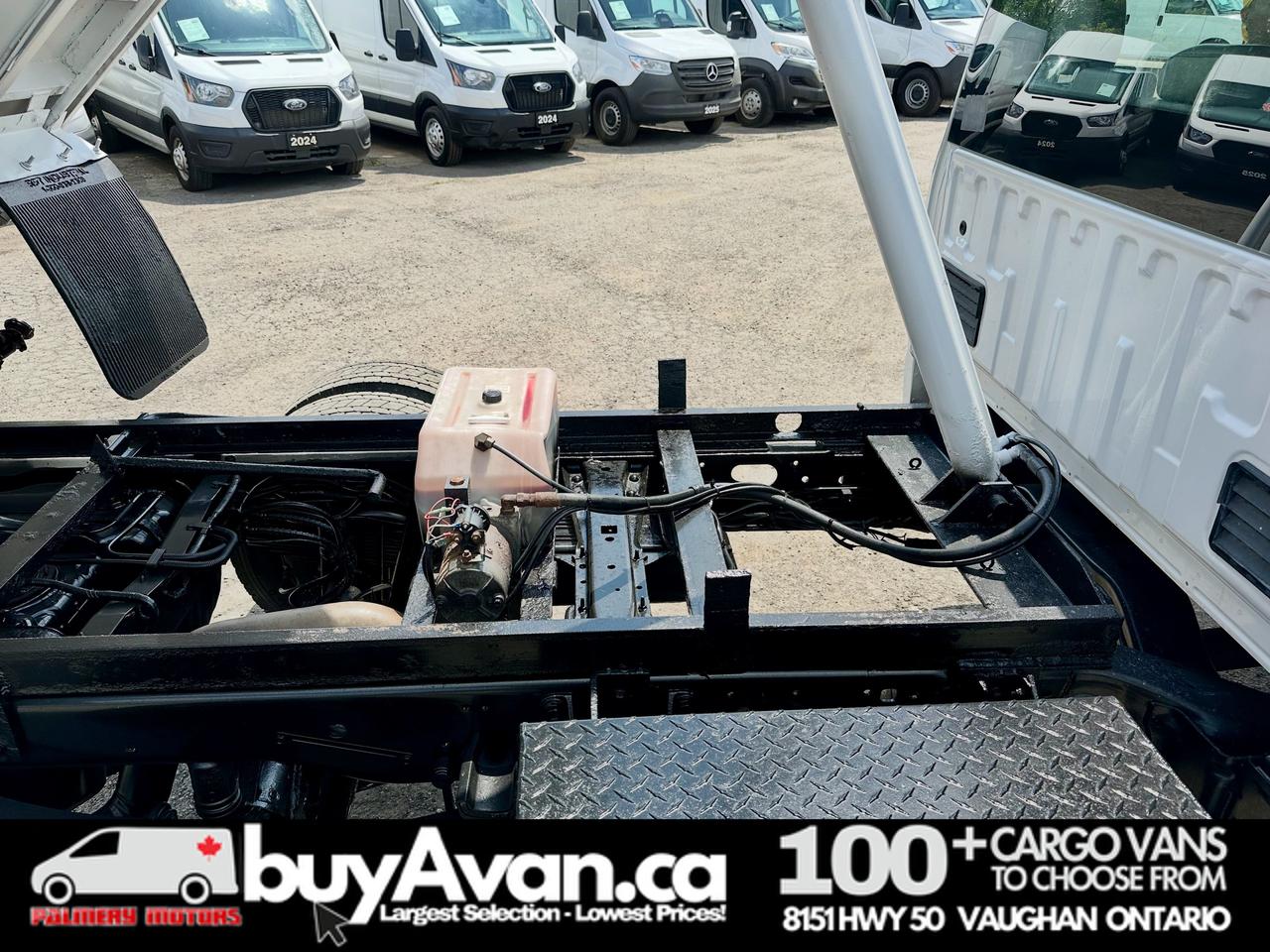 2019 Ford F-550 F-550 XLT Crew Cab DUMP 4x4 Gas Photo
